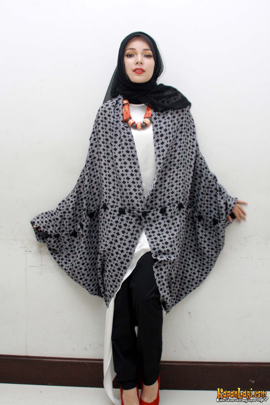 10 Hijab Cantik Ala Dewi Sandra Killick Tutorial Pashmina By