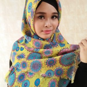 Segiempat Motif Abstrak Bahan Katun Paris Warna Kuning Kombinasi Biru Toska
